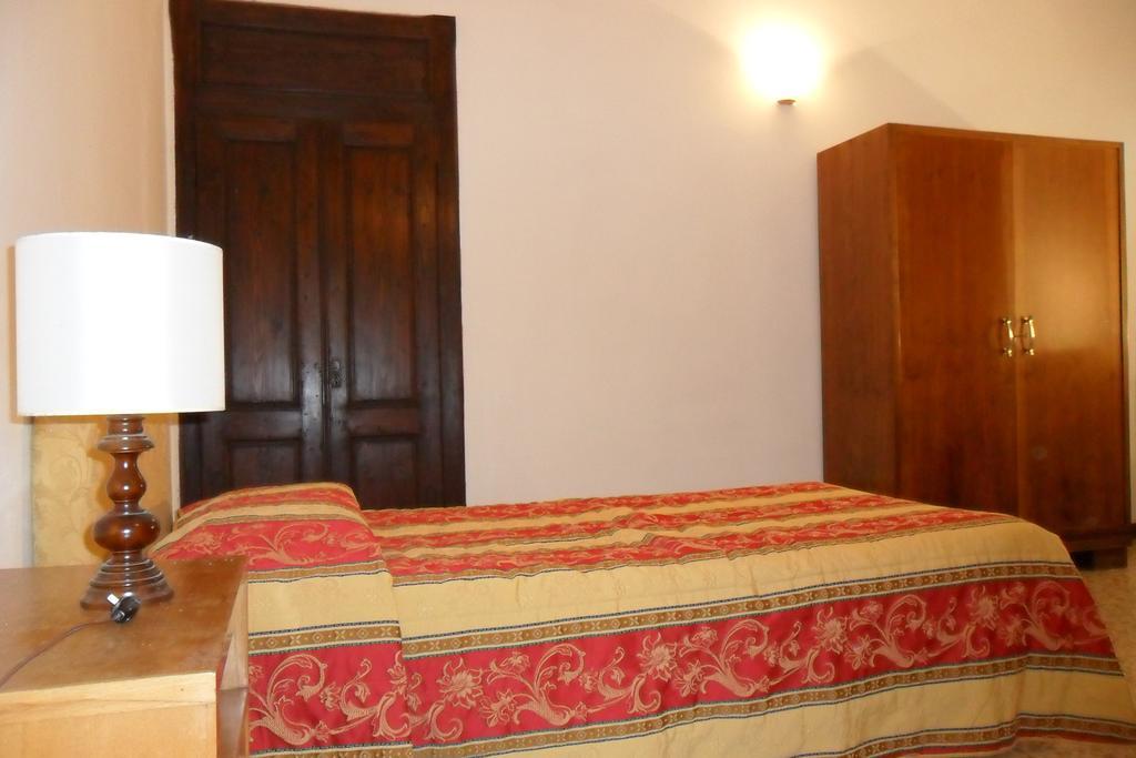Agriturismo Montecorona Умбертиде Номер фото